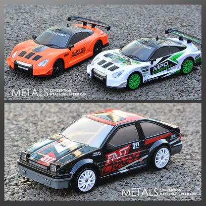 1/24 Scale RC GTR R35 Drift Car – Remote Control Racing Car with LED Lights & Drift Tire